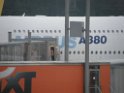 Warten auf den Airbus 380 Koeln Bonn P390